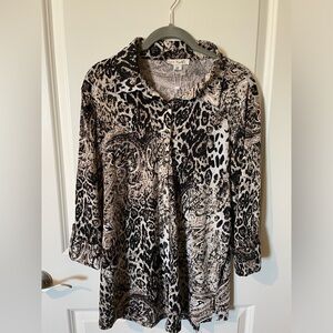 Simply Noelle - 3/4 Sleeve Button Down Blouse in Stunning Animal Print